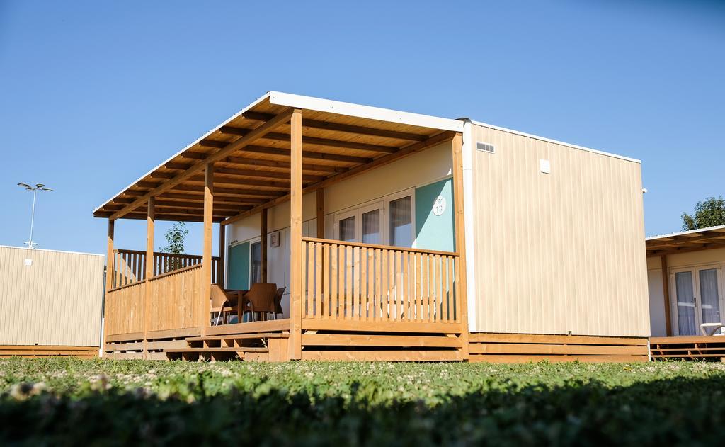 Terme Village - Mobile Homes ชาเตช อ็อบ ซาวี ภายนอก รูปภาพ